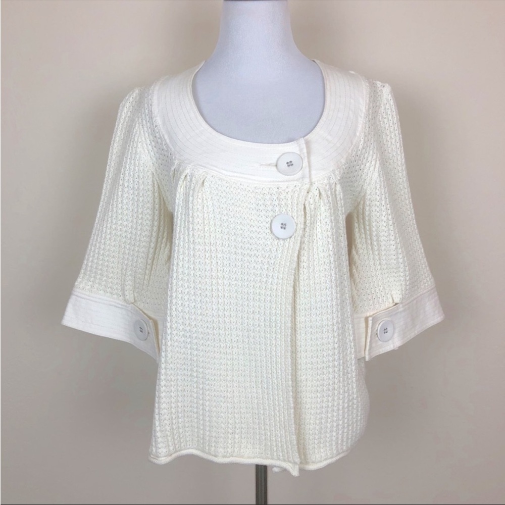 NWT BCBGeneration Ivory Knit Cardigan Short Sleeve Sweater Cape - Size Medium